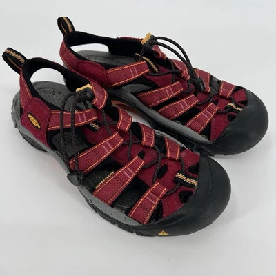 Keen Newport H2 Mujer’s 9 Sandalias Rojas Impermeables Senderismo Aire Libre Deportes Zapatos Foto 1 de 4