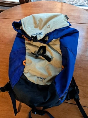 Gregory Nano 18 背包 很好! — 第 1/2 张图片