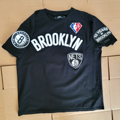 Pro Standard Youth Brooklyn Nets 10 Yr Anniversary Black Embossed Logo TShirt XL - Image 1 of 4