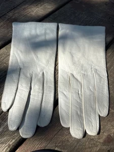 Vtg Washable Kid Leather Silk Ladies Light Gray Gloves Size 7.5 Viola Weinberger - Picture 1 of 5