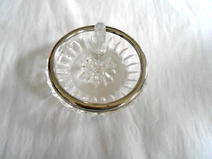 VINTAGE GEPRESSTER KLARGLAS RING BAUMHALTER SELTEN 2 3/4" H MIT SILBERPLATTE OBERKANTE - Bild 1 von 3