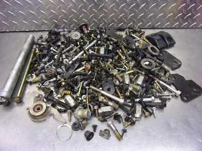 778 A Can Am Spyder Roadster RT SE5 2019 OEM HARDWARE PERNOS TUERCAS TORNILLOS Foto 1 de 4