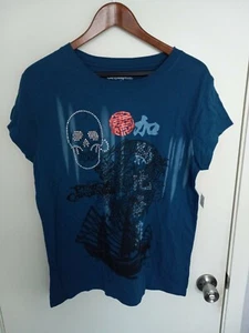 NEW Disney Pirates Of The Caribbean Womens XL T-Shirt Blue Short Sleeve NWT - Picture 1 of 5