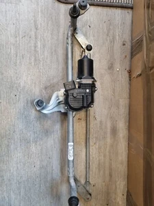 2020 VOLKSWAGEN TIGUAN WIPER MOTOR & LINKAGE FRONT 5NC955023A MK2 2016-2024 - Picture 1 of 3