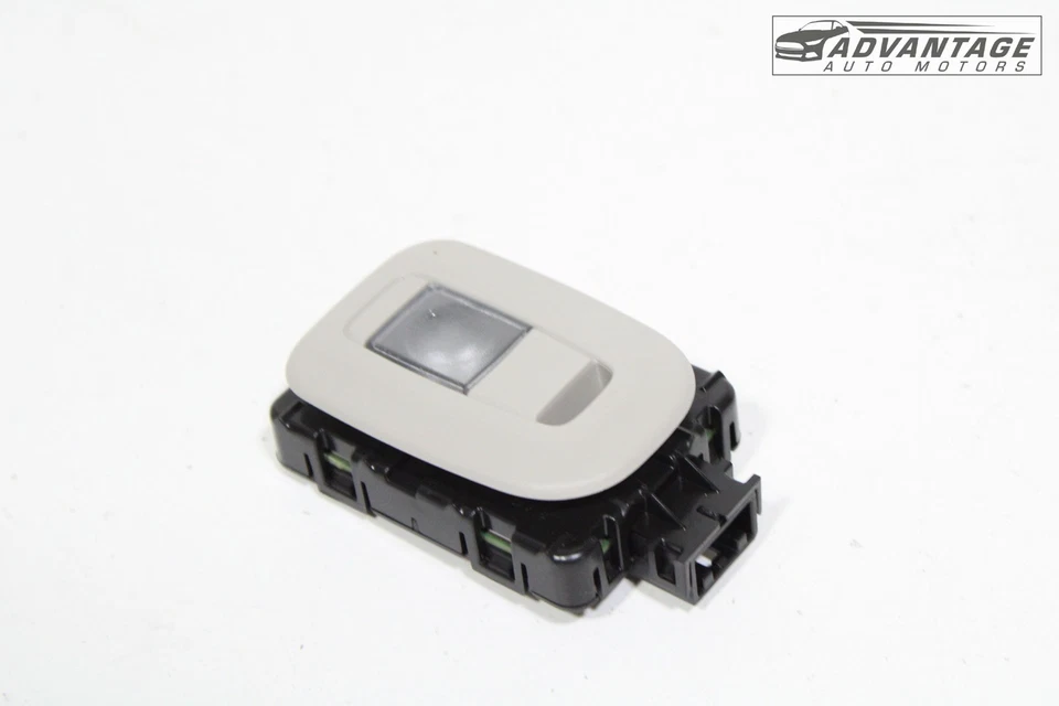 2020-24 CHRYSLER VOYAGER ЗАДНИЙ ЛЕВЫЙ ИЛИ ПРАВЫЙ ХЕДЛАЙНЕР ВНУТРЕННЯЯ ЛАМПА ВЕЖЛИВОСТИ OEM - Изображение 1 из 4