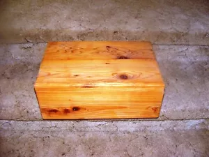 Pet Coffin Casket for Dogs or Cats 18 x 12 x 7 1/2 Inches - All Cedar - Picture 1 of 5