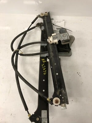 CHEVROLET SUBURBAN 1500 2000-2004 Passenger RR Window Regulator electric - Image 1 of 2