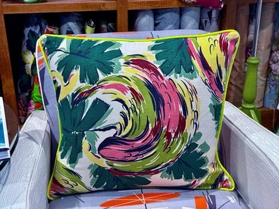 Cubierta de almohada de tela vintage de tela de corteza MIAMI Art Deco de periquitos de diseño remolino años 50 Foto 1 de 4