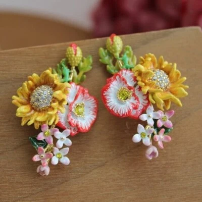 PENDIENTES POSTES FLORES SILVESTRES LES NEREIDES ANTHROPOLOGIE Foto 1 de 4