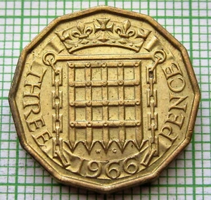 GREAT BRITAIN ELIZABETH II 1966 THREEPENCE 3 PENCE, BRASS UNC LUSTRE km# 900 - Picture 1 of 6