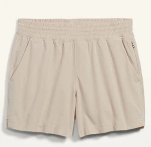 Old Navy Women’s Mid-Rise StretchTech Shorts -- 5-inch inseam Size XXL - Picture 1 of 3