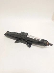 1996 1997 1998 1999 2000 Honda CIVIC Jack 1317185 emergency jack  - Picture 1 of 2