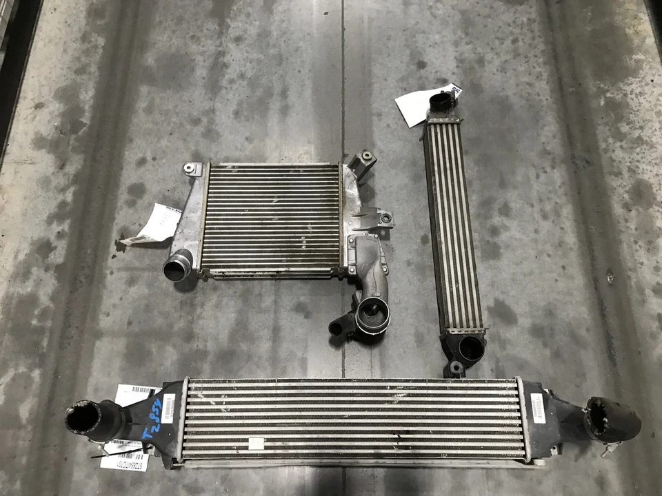 Intercooler Kia Forte 2014-2019 80 k OEM LKQ Foto 1 de 4