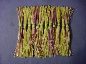 12 Silicone Fine Cut 50 Strands Spinnerbait Skirt Chart & Gold Purple Pink #904 - Picture 1 of 2