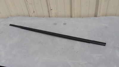 Chevrolet Spark 2020 puerta delantera del conductor ventana exterior tira climática cinturón de sellado OEM Foto 1 de 4