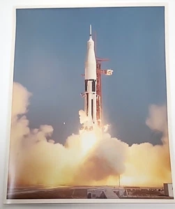 8 x 10 Color Kodak Photo NASA 60's Saturn Rocket Lifting Off Launch Pad RRP 738 - Picture 1 of 7