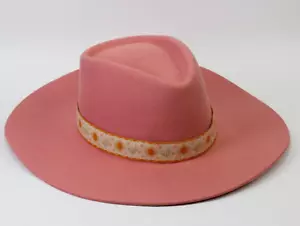 Gigi Pip - Dakota DAE Dreieck Krone rosa Mütze Gr. 59 - 100 % weiche australische Wolle - Bild 1 von 17