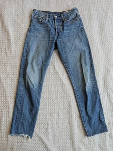 Levi's Jeans Women 26 Fit 26x26 Blue Wedgie Icon White Oak Cone Denim Button Fly - Picture 1 of 13