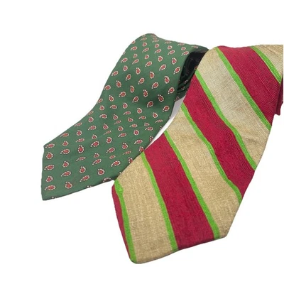 Lote De 2 Corbatas De Colección Rojo Verde Paisley Rojo Verde Dorado Rayas Sutiles Navidad Foto 1 de 4