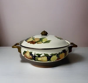 Regency Club 10" Dutch Oven Pot Pan Fruit Enamel Brass Handles W/Lid Vintage - Picture 1 of 11
