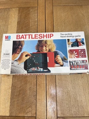 VINTAGE BATTLESHIP - MB GAMES (1975) - COMPLETE - Image 1 of 4