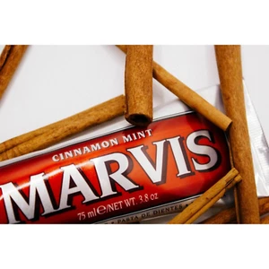Cinnamon Mint Toothpaste - Picture 1 of 12