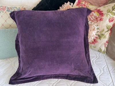 FUNDA DE ALMOHADA DE TERCIOPELO MORADO PROFUNDO GRANERO DE CERÁMICA ALMOHADA DE PISO CUADRADA EURO Foto 1 de 4