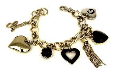 Pulsera GUESS Logo Corazones y Borlas Tono Plata Dije Foto 1 de 4