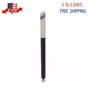 1 Pcs Mini Flat Top Kabuki Brush for Under Eye Concealer and Nose Contour - Picture 1 of 8