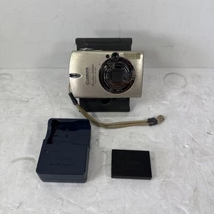 Canon PowerShot SD550 Digital ELPH 7.1MP Camera BUNDLE | TESTED ✅ - Picture 1 of 14