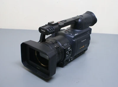 Panasonic AG-HVX200AP DVC Pro 3-CCD P2 Mini DV HD Camcorder  2D - Image 1 of 4
