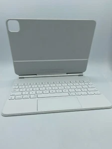 iPad Pro 11-inch Magic Keyboard A2261 White Very Good Condition - Picture 1 of 3