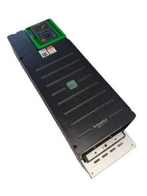 ATV630D30N4 Variateur SCHNEIDER ELECTRIC 3x380-480V 61,5A 30kW - Photo 1/4