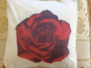 Pretty Red Rose Pillow Cover-12x12 - Picture 1 of 4