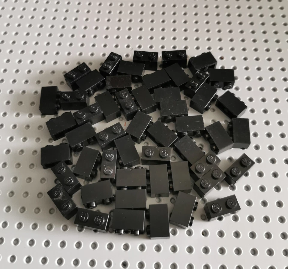 LEGO Basic Baustein Grundstein Basisstein 1x2 schwarz 50 stk black Brick 3004 R1 - Bild 1 von 1
