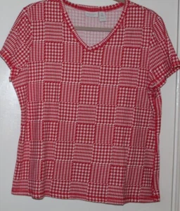Weekends by Chico's SSlv Red Houndstooth Pattern Top - Sz 2 NWOT - Picture 1 of 3