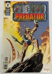 Dark Horse Classics Aliens Versus Predator 2 Direct Edition VF Condition - Picture 1 of 10
