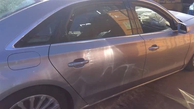 Passenger Rear Side Door With Laminated Glass Opt VW8 Fits 13-17 AUDI S8 629191 - Image 1 of 4