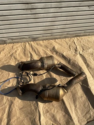 Tubos de escape del motor izquierdo y derecho Maserati Quattro Ghibli M157 14-24 OEM Foto 1 de 4