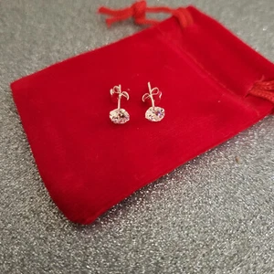Radiant cut Swiss star zirconia stud earrings in sterling silver - Picture 1 of 2