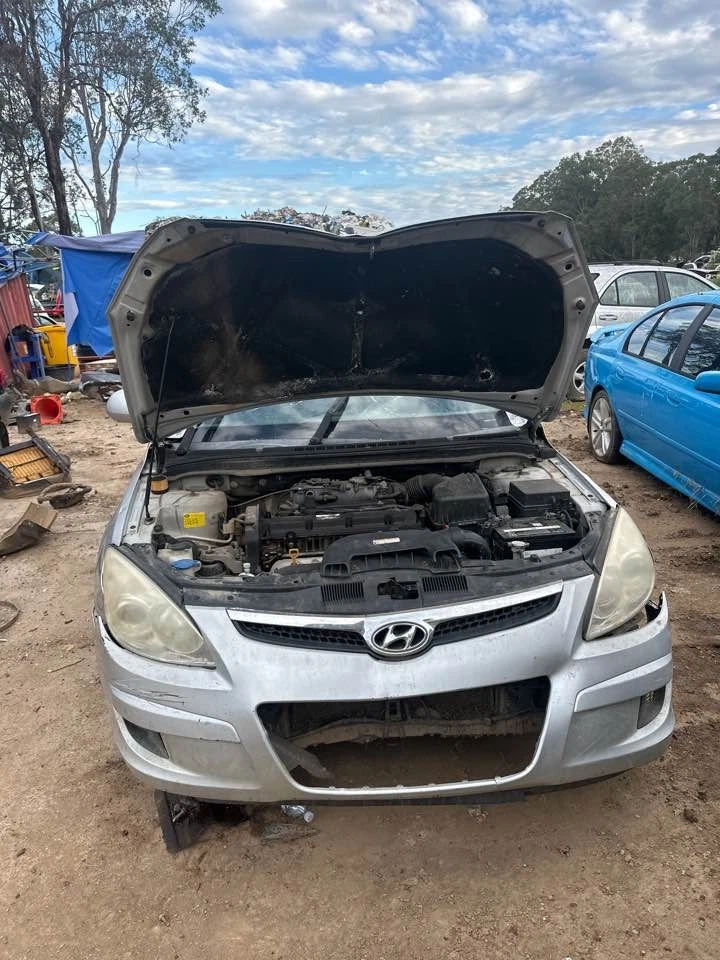 2009 Hyundai i30 Oil Cap Petrol Auto FD Model #B736 - image 1 of 4