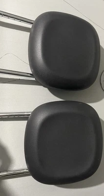 poggiatesta anteriori fiat panda nuovo modello dal 2013 in poi. Colore Nero - Immagine 1 di 2