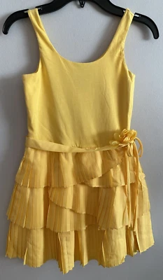 Vestido Ralph Lauren Sin Mangas Ajuste y Acampanado Plisado Niveles Amarillo Niña Talla 7 Nuevo con Etiquetas Foto 1 de 3