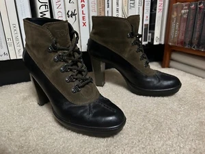 TOD’s Duck Ankle Boot Heels Olive Green Suede Black, sz US 9, ...39, Lace Up - Picture 1 of 18