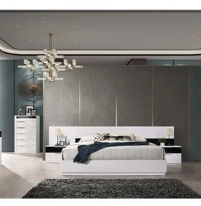 4PC California King Bedroom Set, Bed, 2 Nightstand & Chest, White Lacquer Finish - Picture 1 of 7