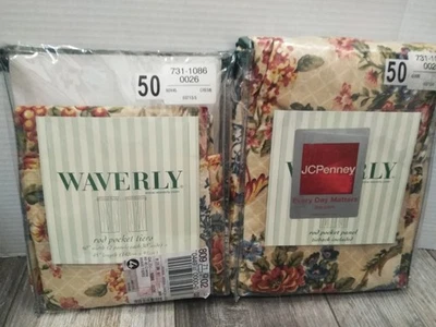 Waverly Drapery Rod Panel de Bolsillo (1) y Varillas Niveles de Bolsillo 60" (2) CREMA DE TEMPORADA Foto 1 de 4