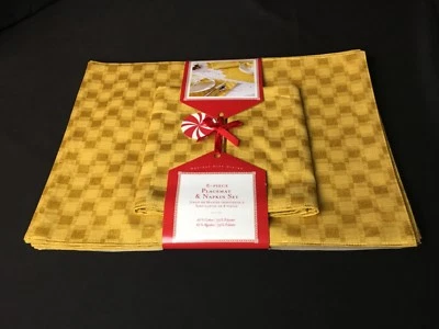 Nuevo Juego de 8 Piezas Colocación y Servilletas Color (Antorcha Dorada) Foto 1 de 4