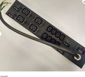 @ GEBRAUCHT Eaton Comet PDU 10/16A IEC Rack 2HE Stromverteiler 66857 - Bild 1 von 2