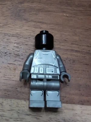 Lego Star Wars: sw0904 sw0684 - Minifigura Capitana Phasma *Sin capa ni casco* Foto 1 de 4