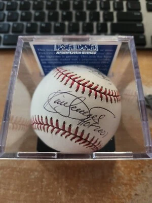 Kirby Puckett Signed Baseball Sweet Spot PSA/DNA COA Graded Auto/Graded Baseball - Image 1 of 3